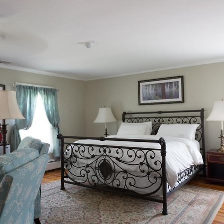 The Inn At ストックブリッジ エクステリア 写真