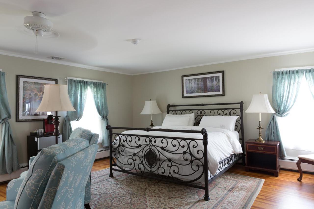 The Inn At ストックブリッジ エクステリア 写真