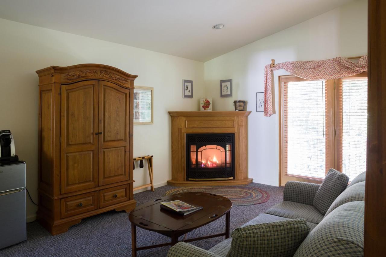 The Inn At ストックブリッジ エクステリア 写真