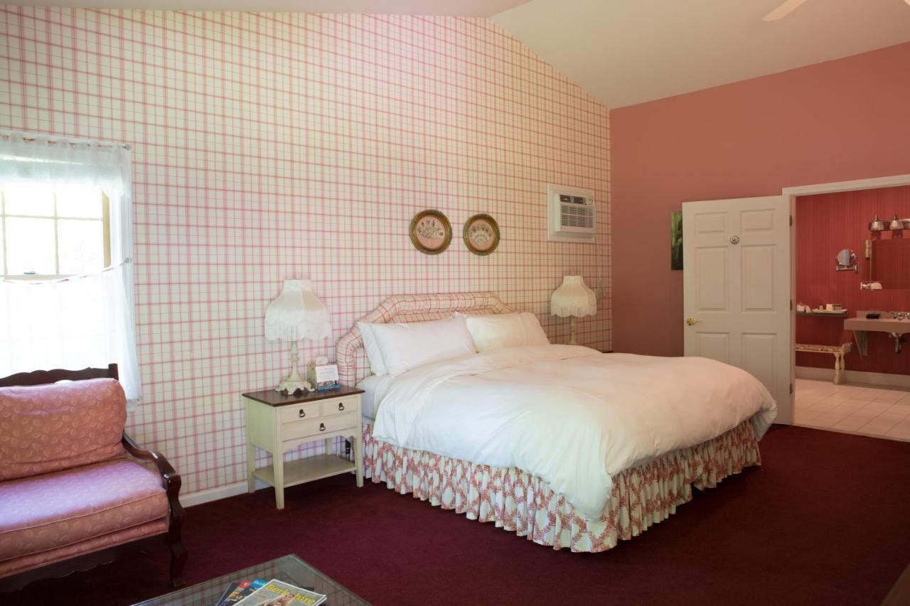 The Inn At ストックブリッジ エクステリア 写真
